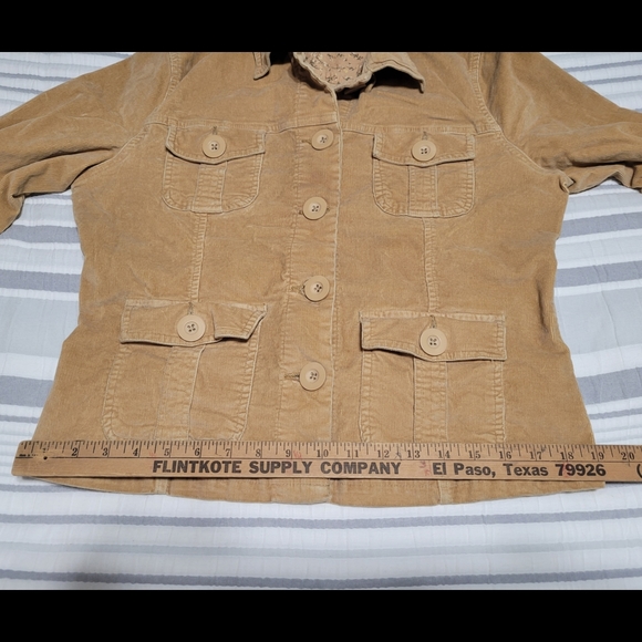Jacket. Button up. Corduroy tan. No Boundaries XL. - Picture 6 of 7